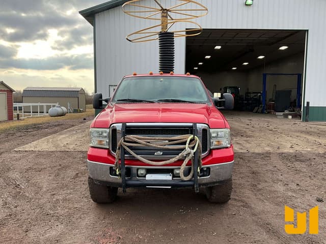 Image of Ford F-350 equipment image 1