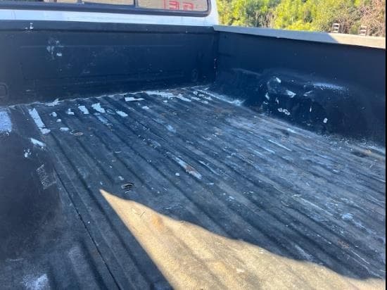 Image of Ford F-350 equipment image 4