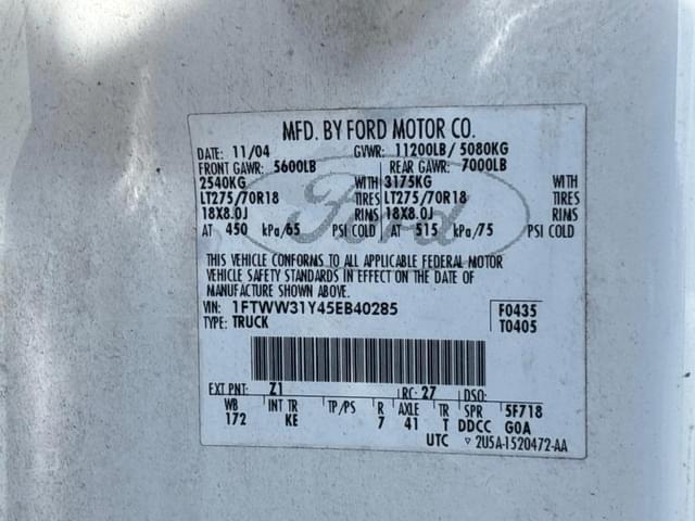 Image of Ford F-350 equipment image 4