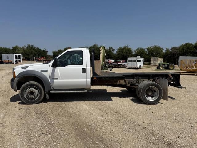Image of Ford F-450 equipment image 1