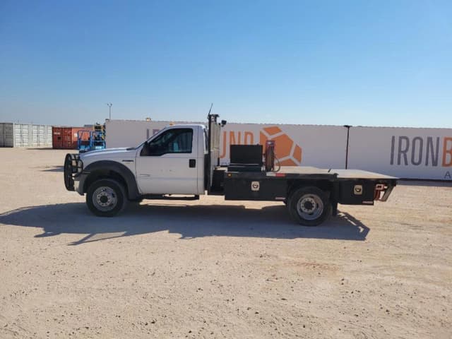Image of Ford F-450 equipment image 1