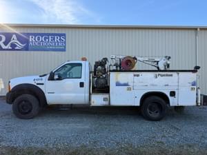 2005 Ford F-550 Image