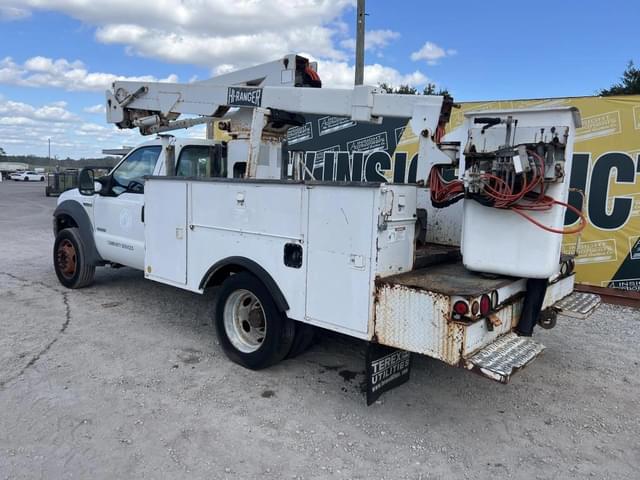 Image of Ford F-550 equipment image 1