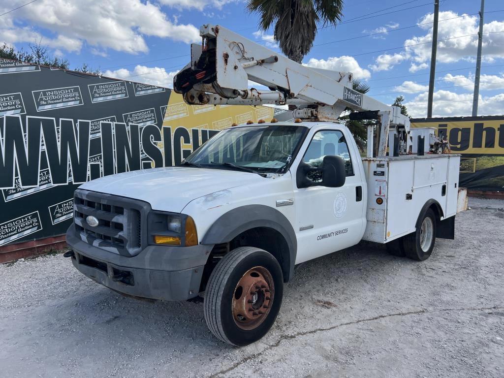 Image of Ford F-550 Primary image