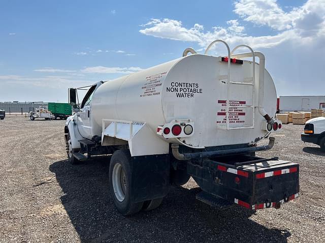 Image of Ford F-650 equipment image 1