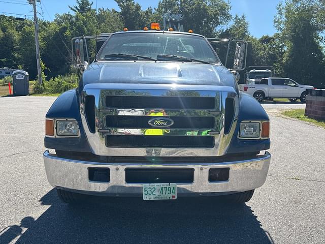 Image of Ford F-650 equipment image 1