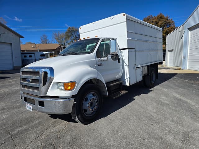 Image of Ford F-650 equipment image 1