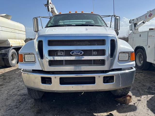 Image of Ford F-650 equipment image 1