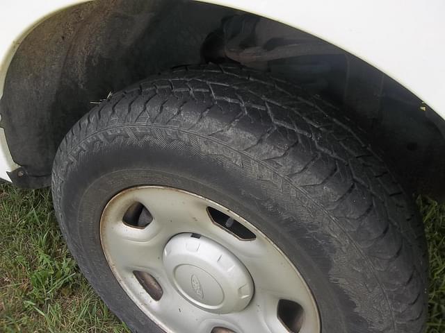 Image of Ford F-150 equipment image 3