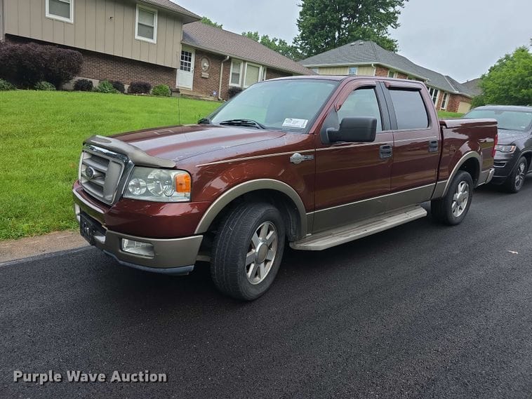 2005 Ford F-150 Equipment Image0