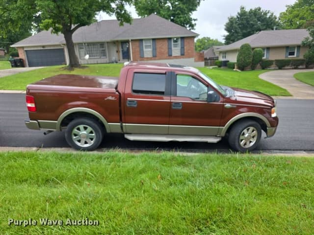 Image of Ford F-150 equipment image 3