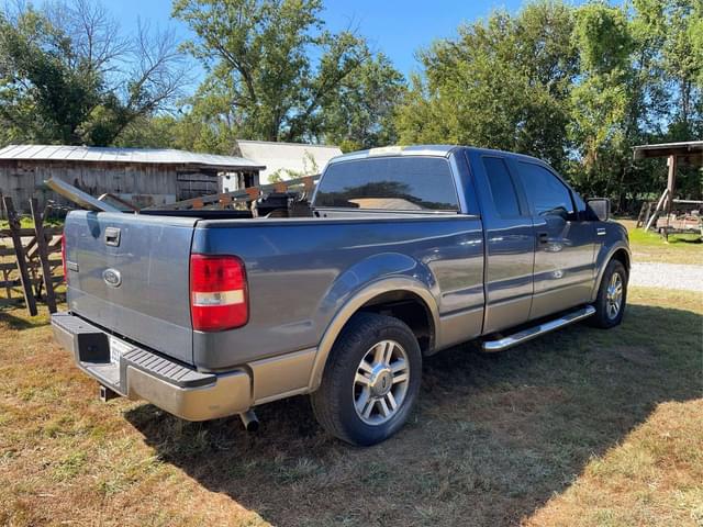 Image of Ford F-150 equipment image 4