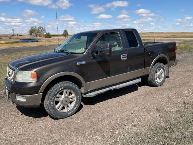 Image of Ford F-150 equipment image 2