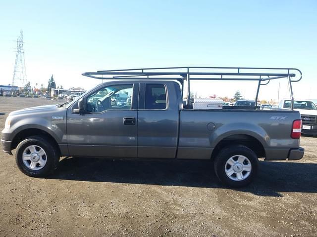 Image of Ford F-150 equipment image 4