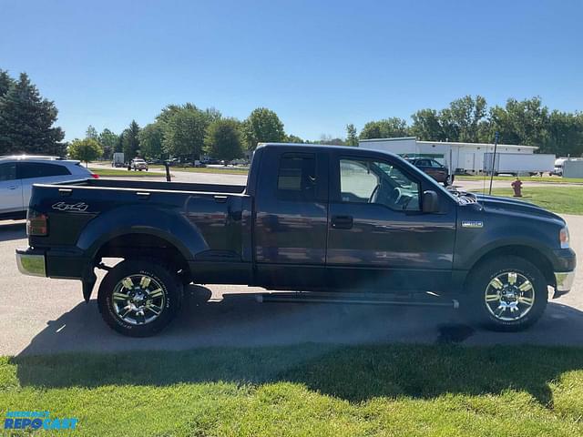 Image of Ford F-150 equipment image 3