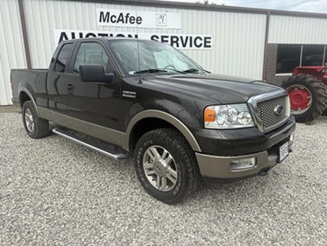 Image of Ford F-150 equipment image 2