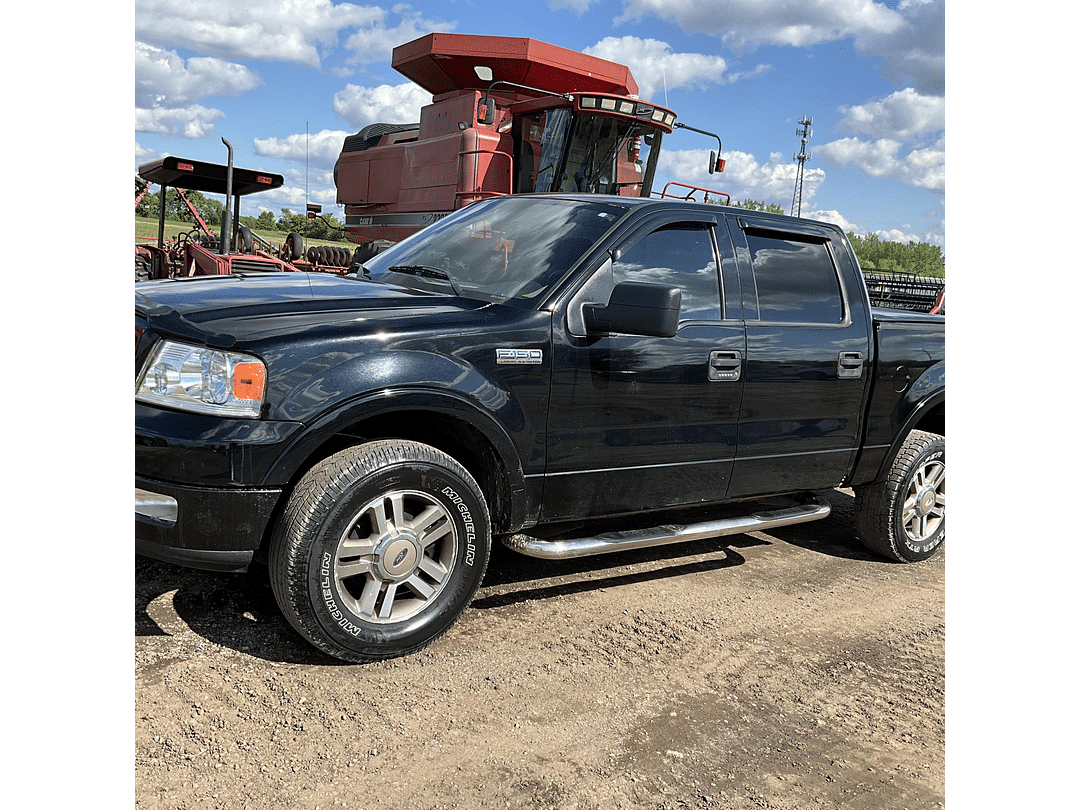 Image of Ford F-150 Primary image
