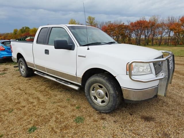 Image of Ford F-150 equipment image 1