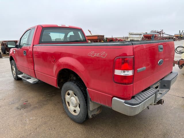 Image of Ford F-150 equipment image 4