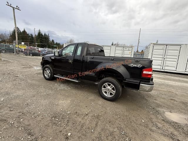 Image of Ford F-150 equipment image 2