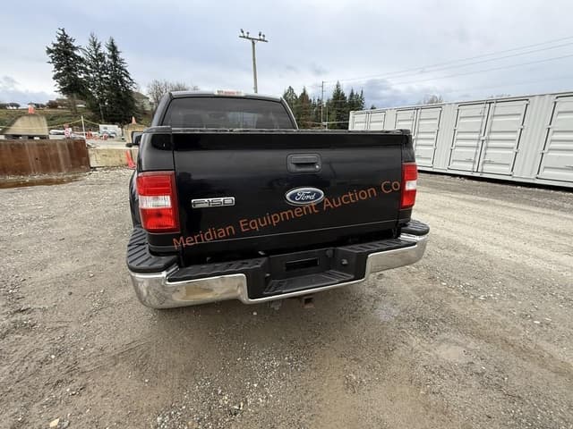 Image of Ford F-150 equipment image 3