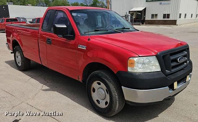 Image of Ford F-150 equipment image 2