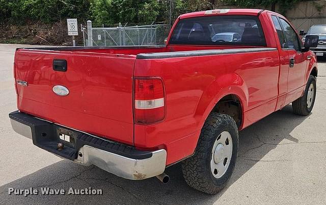 Image of Ford F-150 equipment image 4
