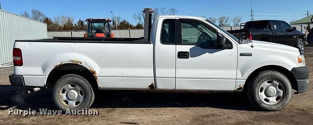 Image of Ford F-150 equipment image 3