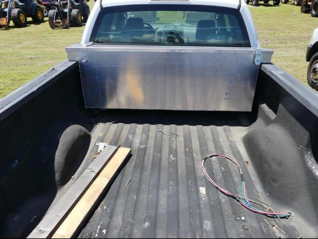 Image of Ford F-150 equipment image 4