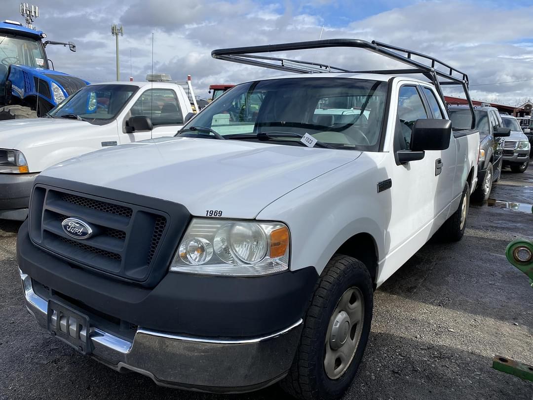 Image of Ford F-150 Primary image