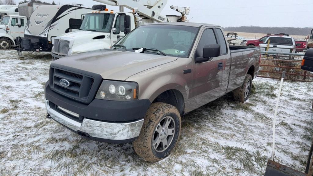 2005 Ford F-150 Equipment Image0