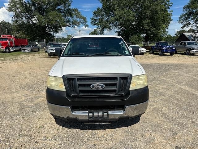 Image of Ford F-150 equipment image 4