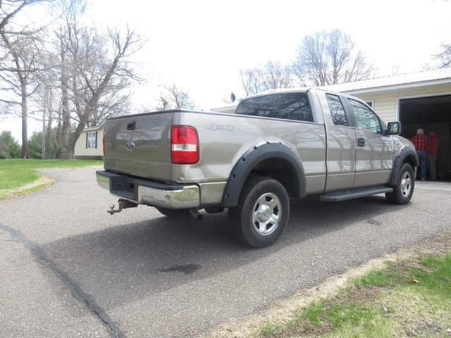 Image of Ford F-150 equipment image 4