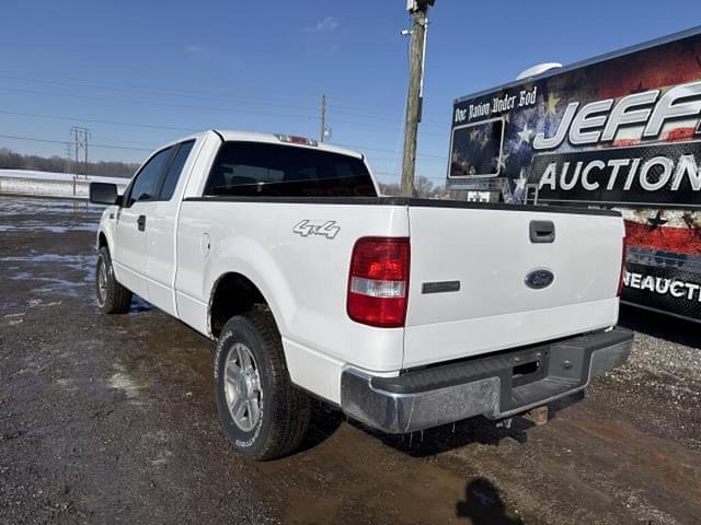 Image of Ford F-150 equipment image 1