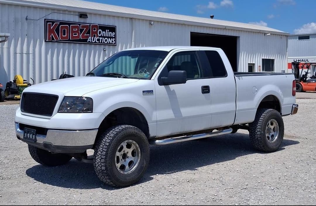 Image of Ford F-150 Primary image
