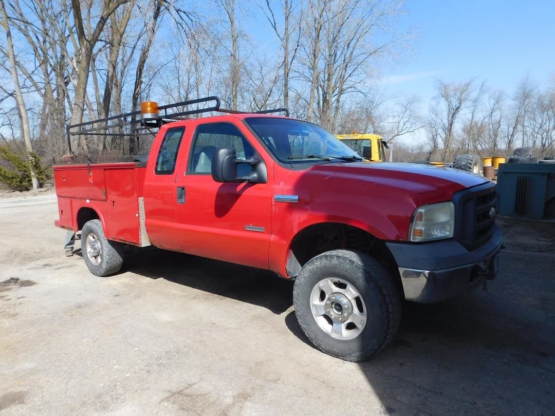 Image of Ford F-250 Primary image