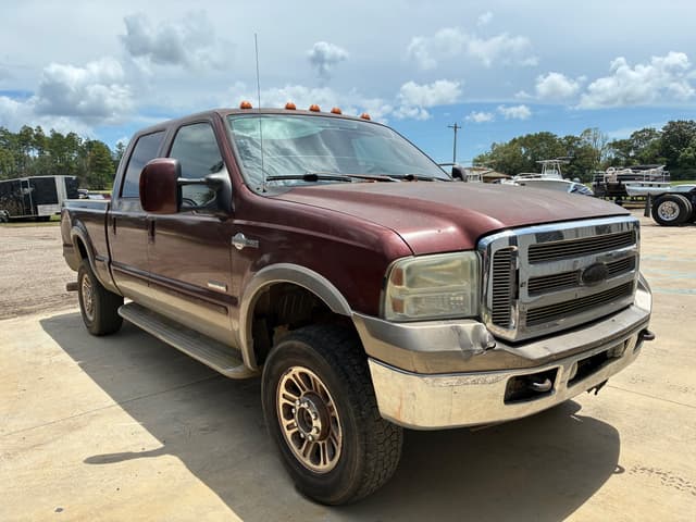 Image of Ford F-250 equipment image 2