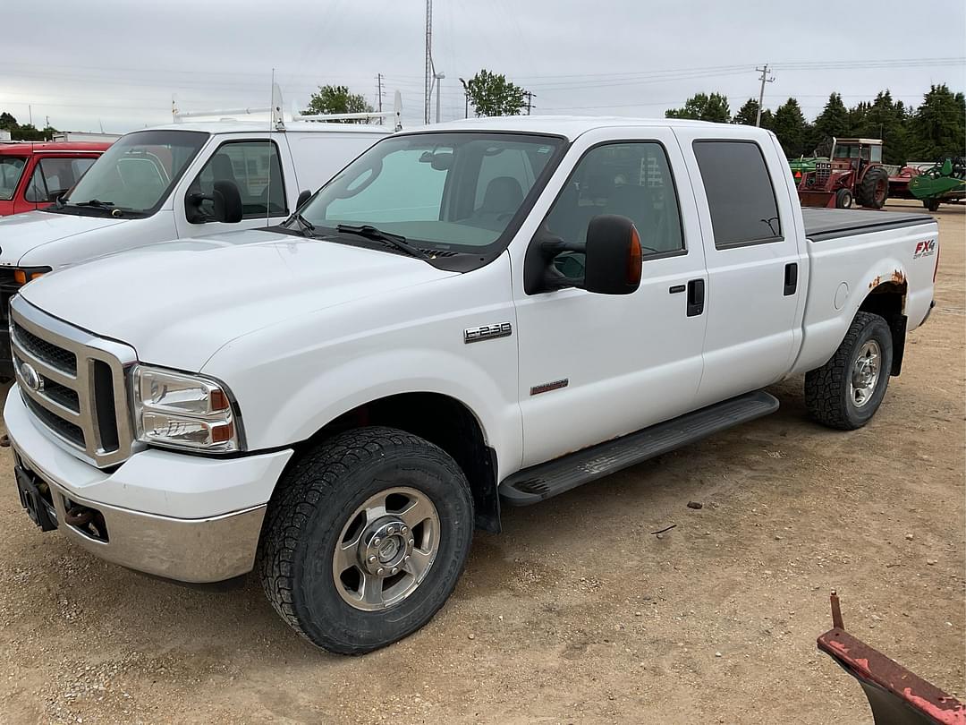 Image of Ford F-250 Primary image