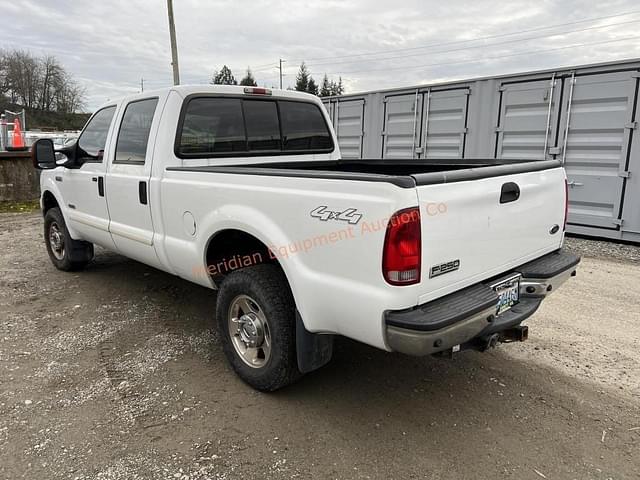 Image of Ford F-250 equipment image 3