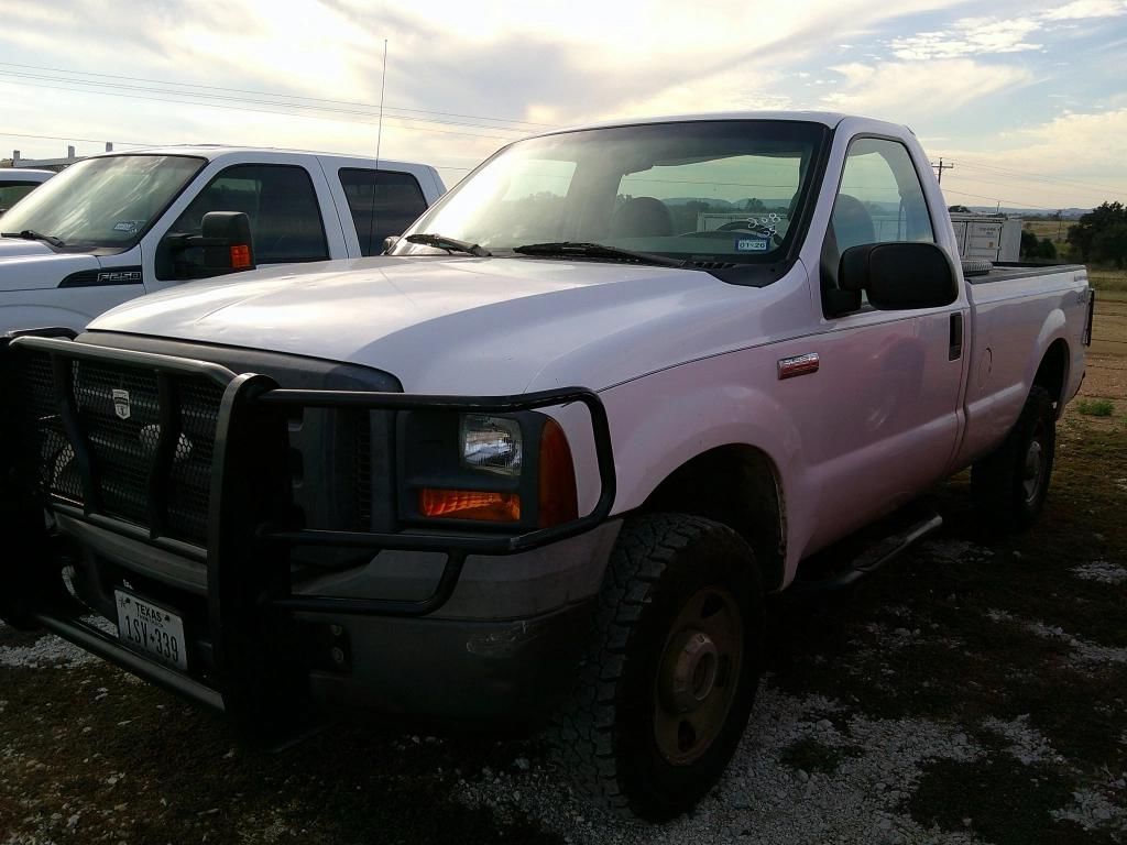 2005 Ford F-250 Equipment Image0