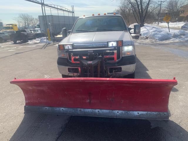 Image of Ford F-250 equipment image 1