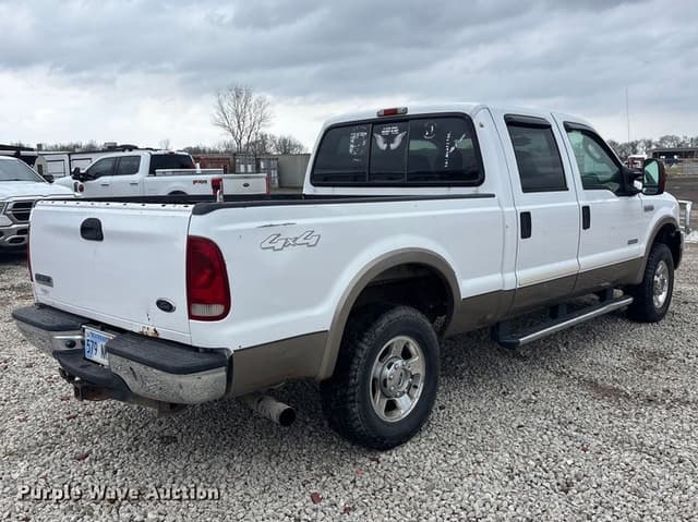 Image of Ford F-250 equipment image 4