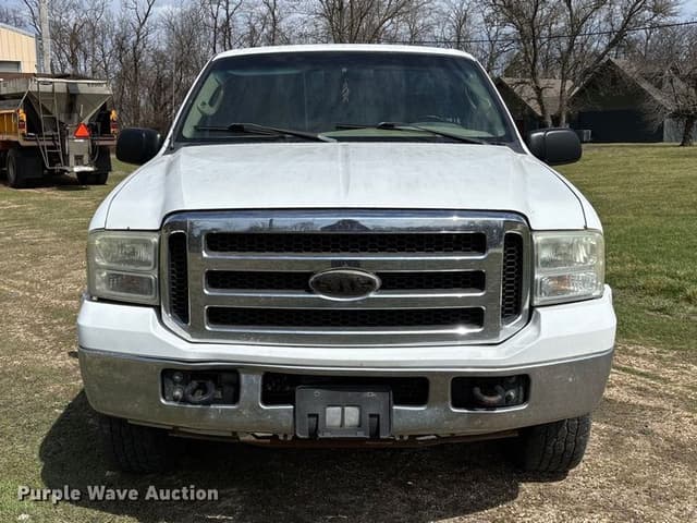 Image of Ford F-250 equipment image 1