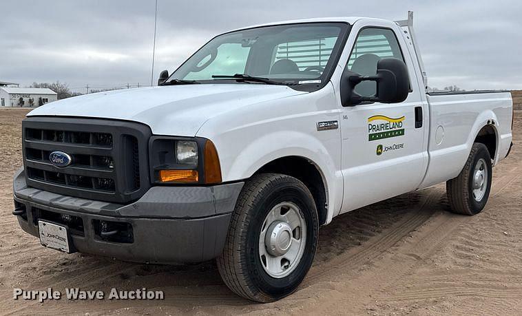 Image of Ford F-250 Primary image