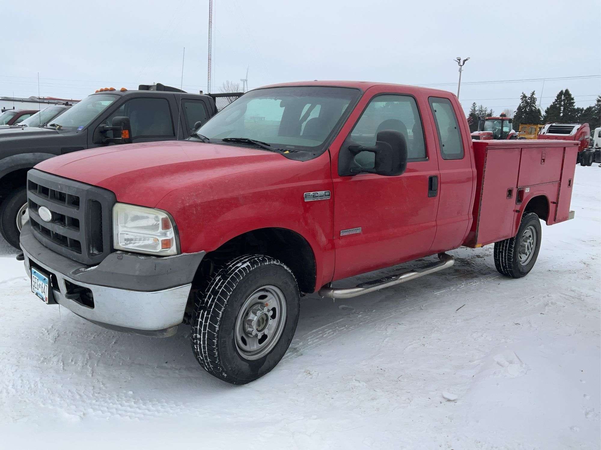 2005 Ford F-250 Equipment Image0