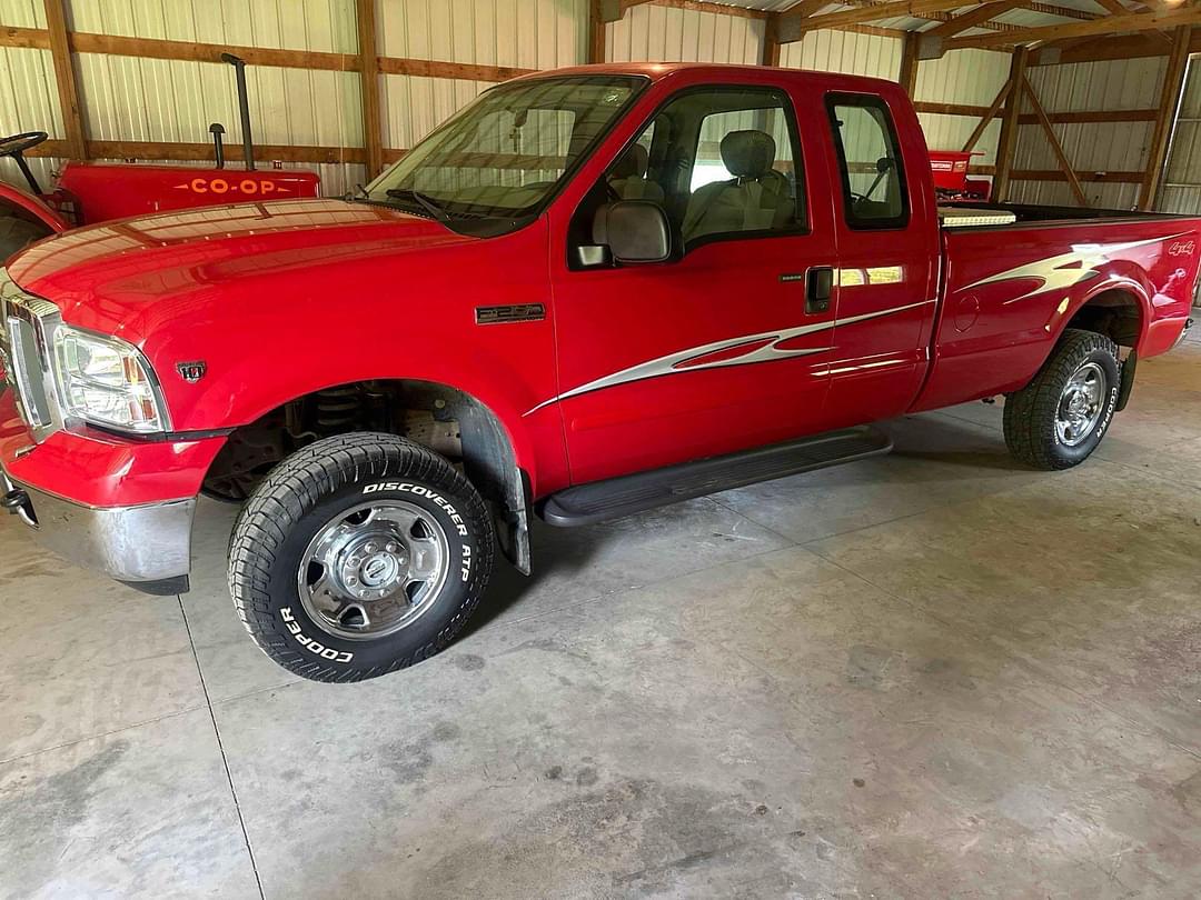 Image of Ford F-250 Primary image