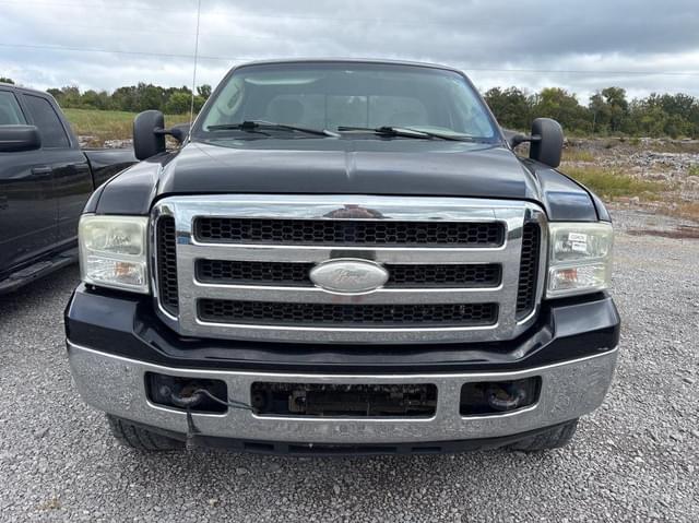 Image of Ford F-250 equipment image 1