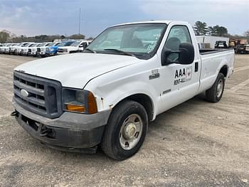 2005 Ford F-250 Equipment Image0