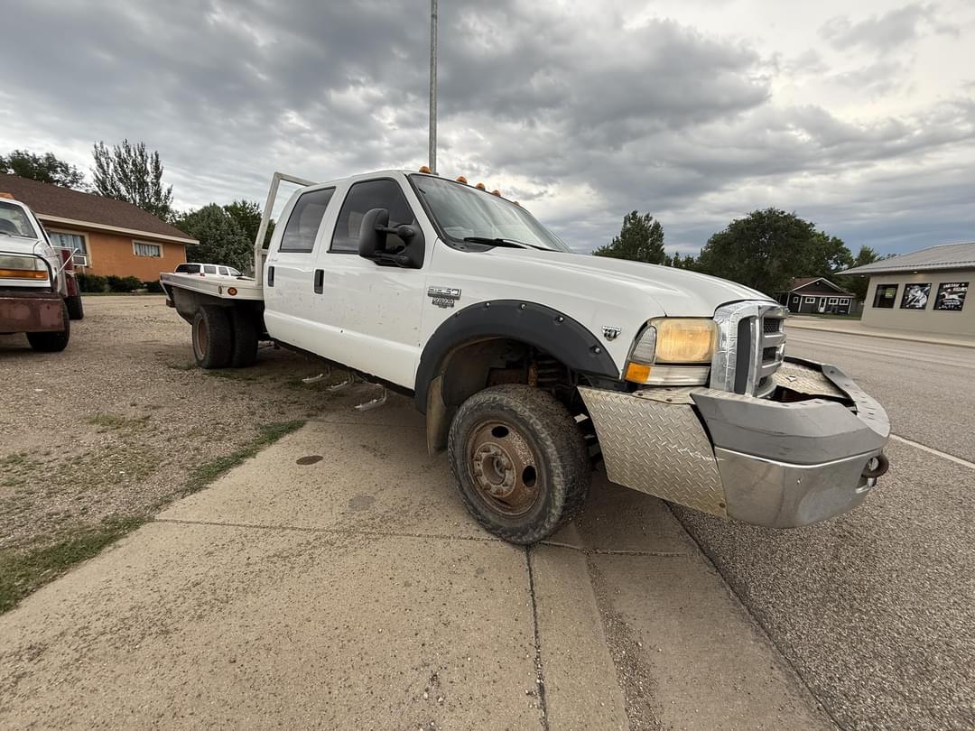 Image of Ford F-350 Primary image