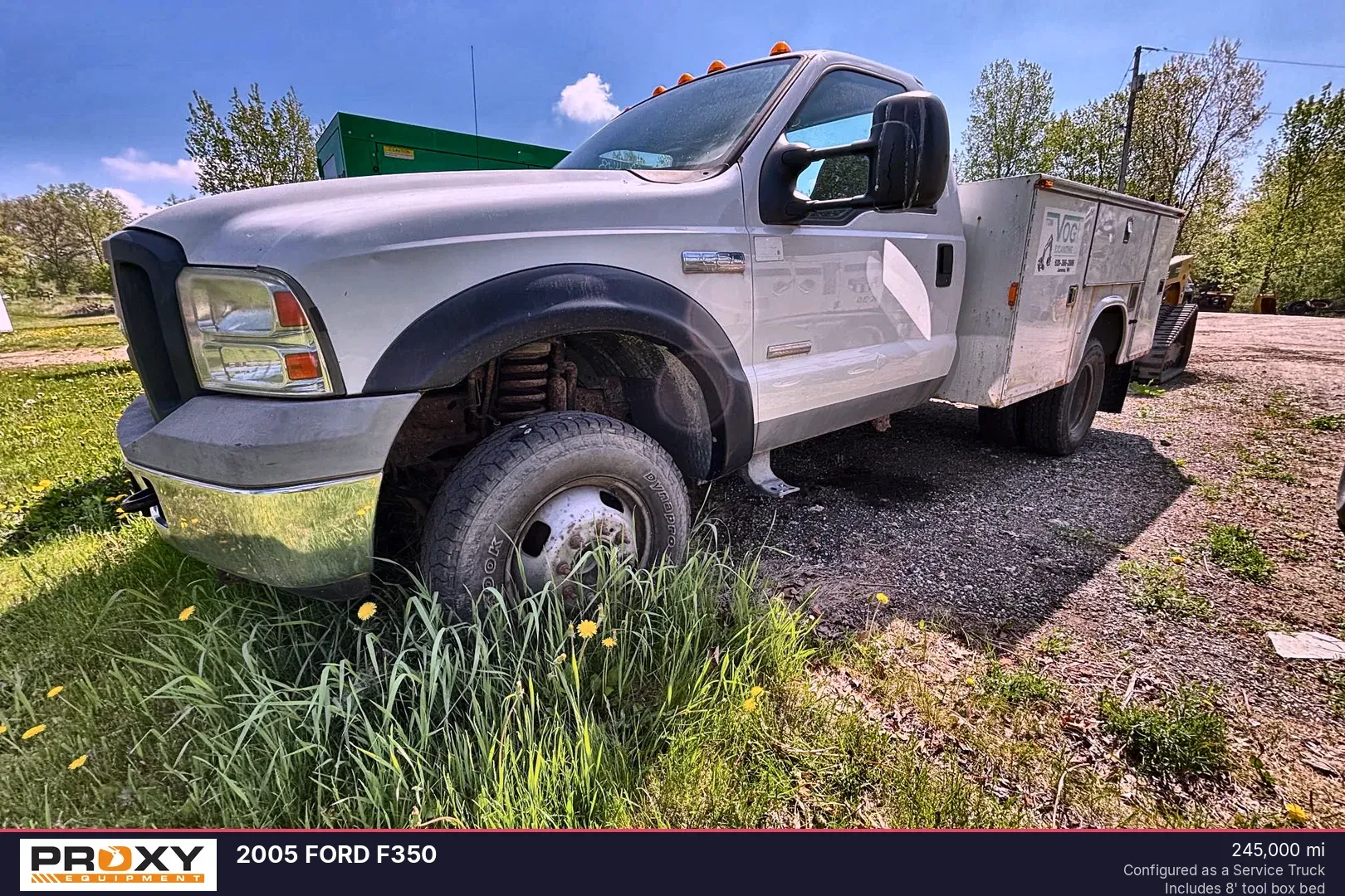 2005 Ford F-350 Equipment Image0